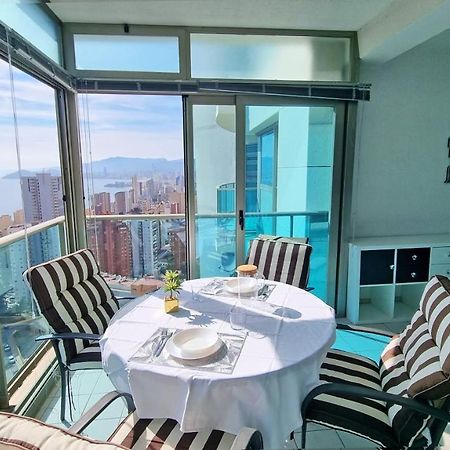 Skyline 14 Large And Sunny All-Day Balcony With Stunning Sea Views Бенидорм Екстериор снимка