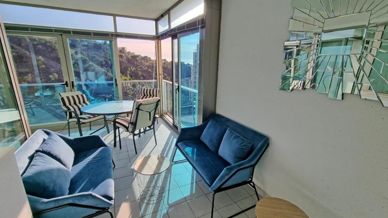 Skyline 14 Large And Sunny All-Day Balcony With Stunning Sea Views Бенидорм Екстериор снимка
