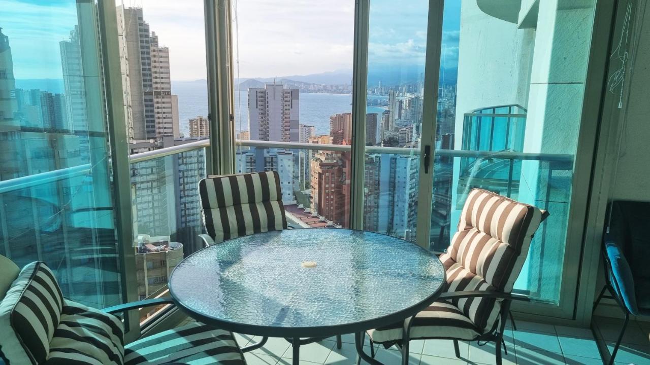 Skyline 14 Large And Sunny All-Day Balcony With Stunning Sea Views Бенидорм Екстериор снимка