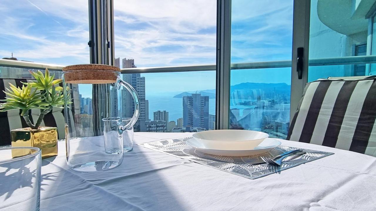 Skyline 14 Large And Sunny All-Day Balcony With Stunning Sea Views Бенидорм Екстериор снимка